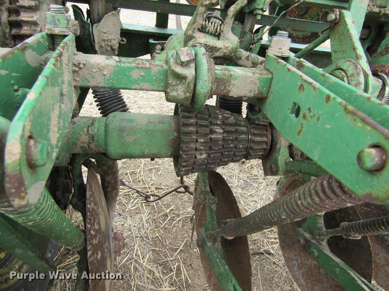 image for item DE6699 John Deere grain drill