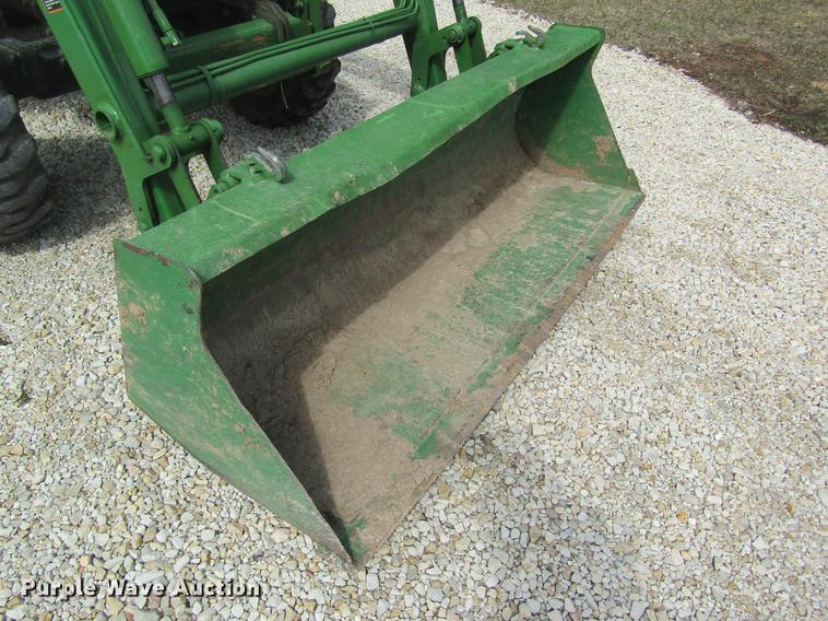 image for item DF9487 2004 John Deere 4310 tractor