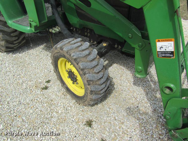 image for item DF9487 2004 John Deere 4310 tractor