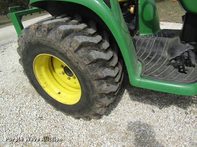 image for item DF9487 2004 John Deere 4310 tractor