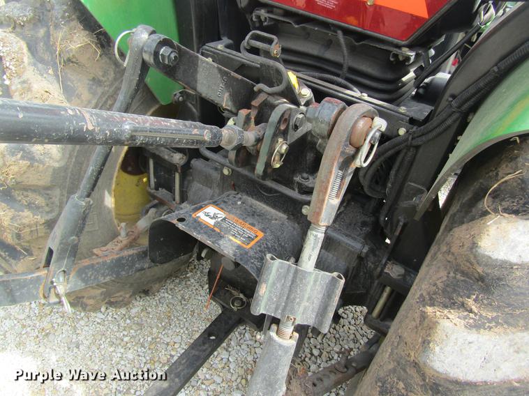 image for item DF9487 2004 John Deere 4310 tractor