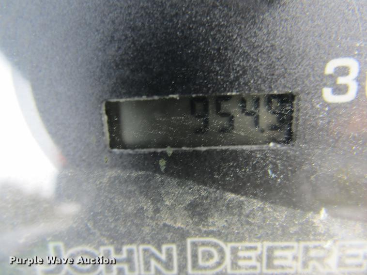 image for item DF9487 2004 John Deere 4310 tractor