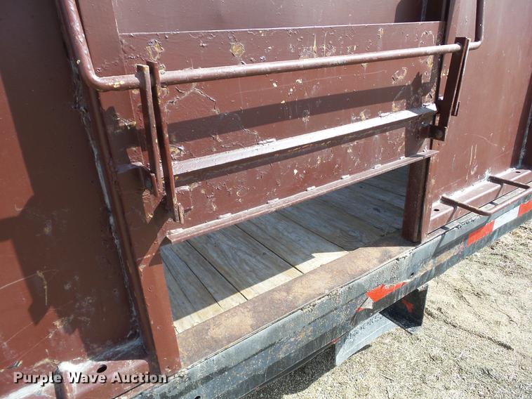 image for item DZ9280 2010 Special Construction grain trailer
