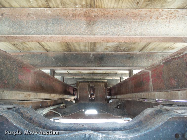 image for item DZ9280 2010 Special Construction grain trailer