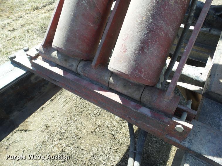 image for item DZ9280 2010 Special Construction grain trailer