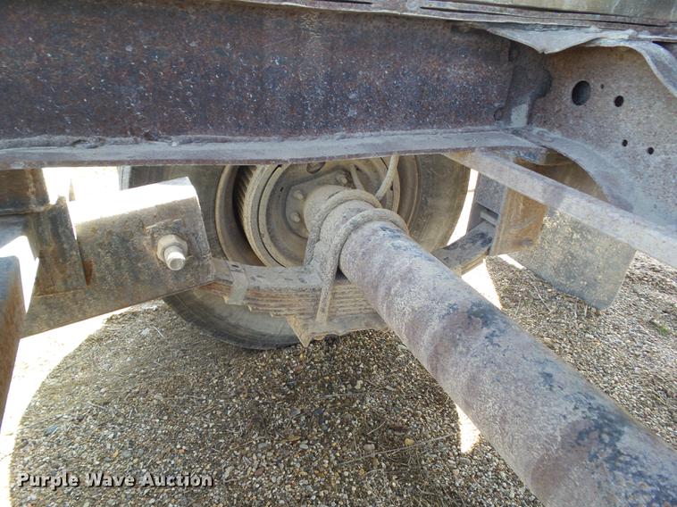 image for item DZ9280 2010 Special Construction grain trailer