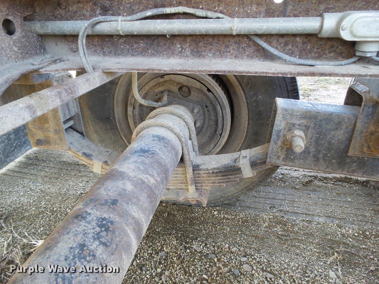 image for item DZ9280 2010 Special Construction grain trailer