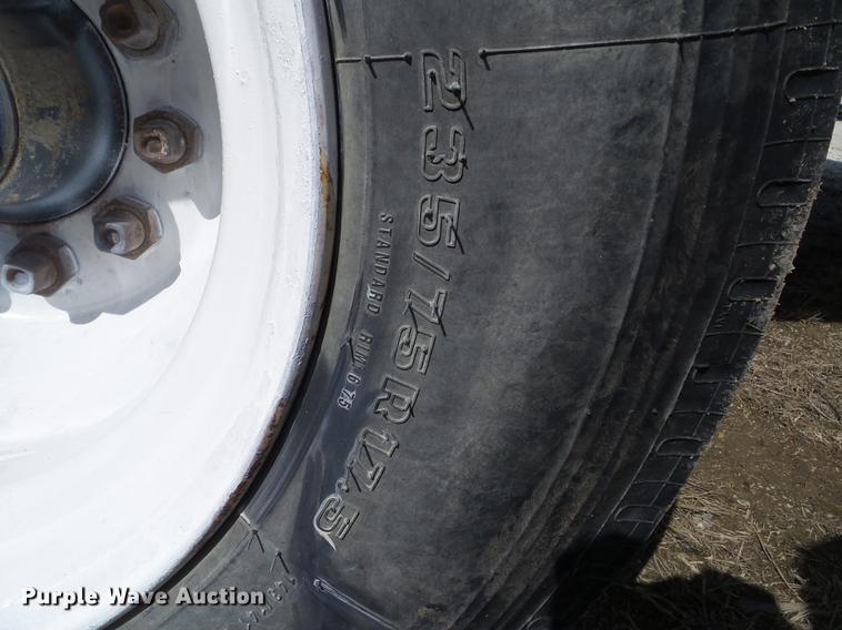 image for item DZ9280 2010 Special Construction grain trailer