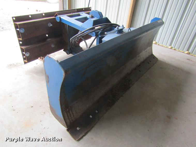 image for item EI9313 Ford skid steer blade