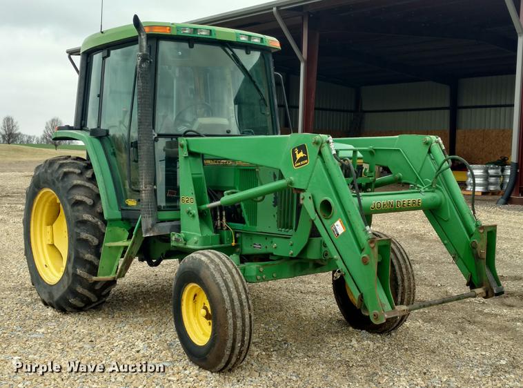 image for item EJ9524 1997 John Deere 6200 tractor