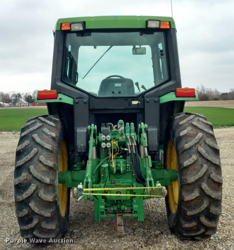 image for item EJ9524 1997 John Deere 6200 tractor