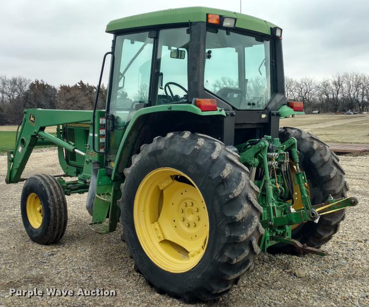 image for item EJ9524 1997 John Deere 6200 tractor