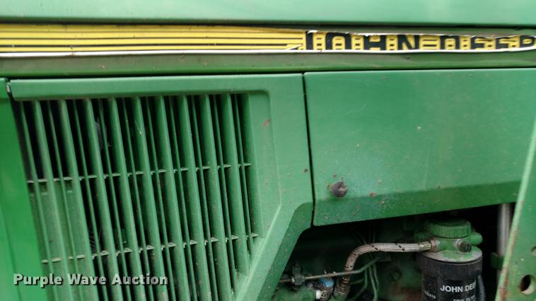 image for item EJ9524 1997 John Deere 6200 tractor