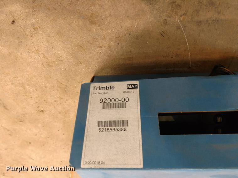 image for item EJ9530 Trimble Ez-Guide 250 light bar guidance system