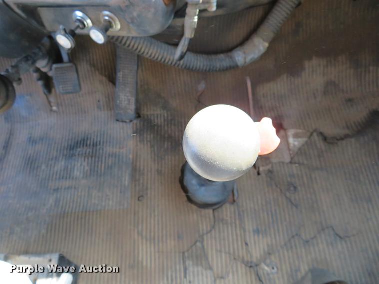 image for item EJ9539 1978 Ford 7000 semi truck