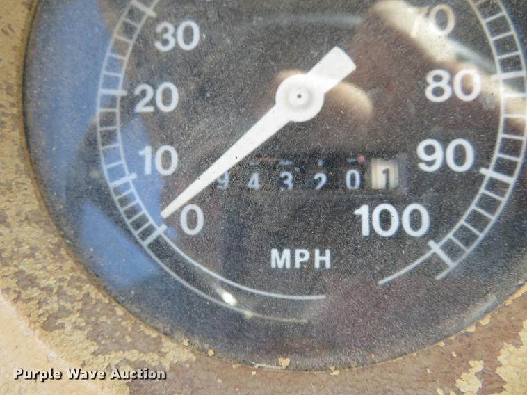 image for item EJ9539 1978 Ford 7000 semi truck