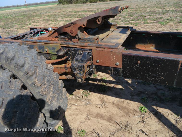 image for item EJ9539 1978 Ford 7000 semi truck