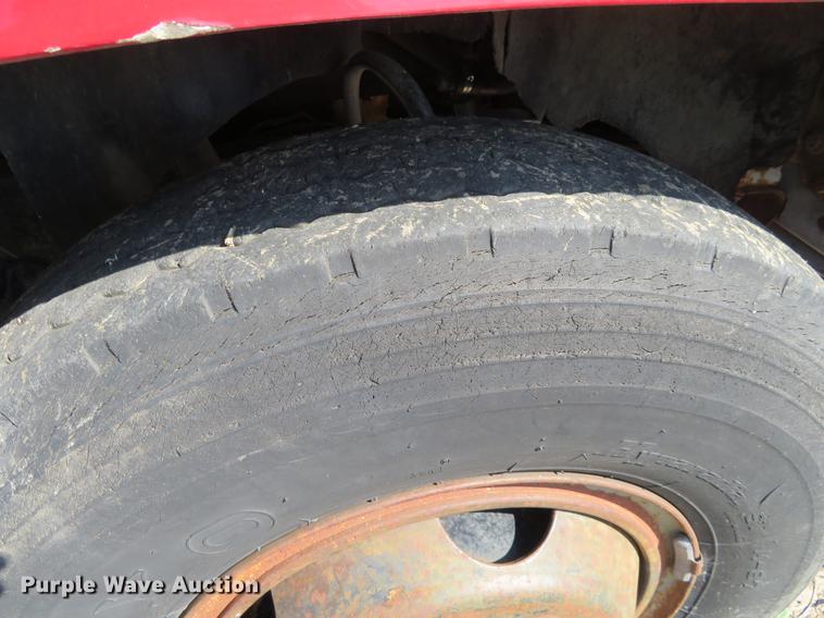 image for item EJ9539 1978 Ford 7000 semi truck