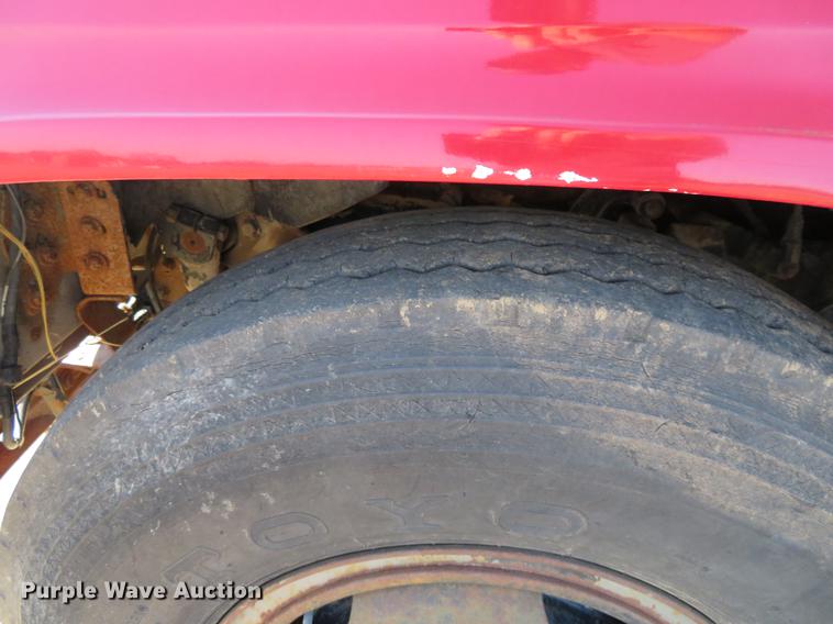 image for item EJ9539 1978 Ford 7000 semi truck