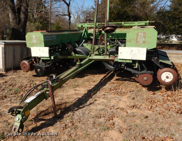 image for item EJ9812 Great Plains Full Press 30 grain drill