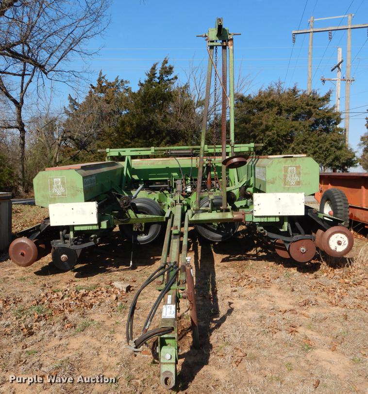 image for item EJ9812 Great Plains Full Press 30 grain drill