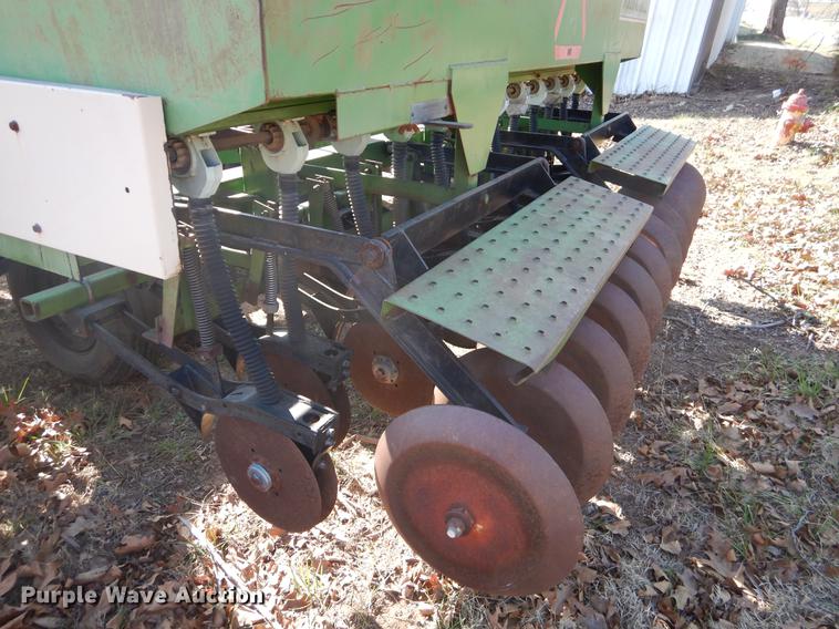 image for item EJ9812 Great Plains Full Press 30 grain drill