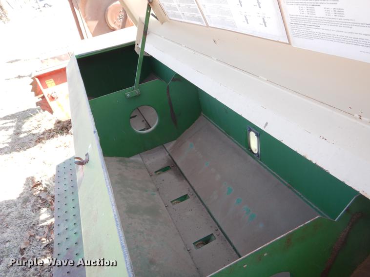 image for item EJ9812 Great Plains Full Press 30 grain drill