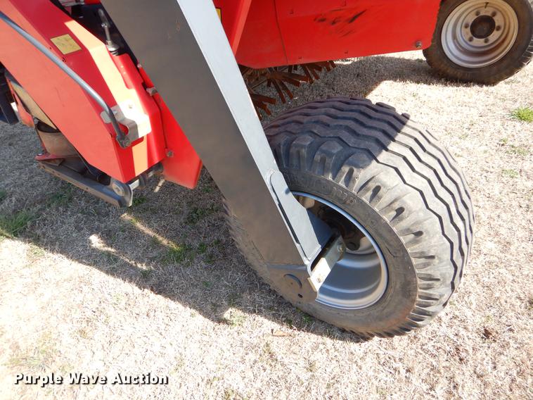 image for item EJ9819 2013 Vicon EXTRA832TPRO mower conditioner