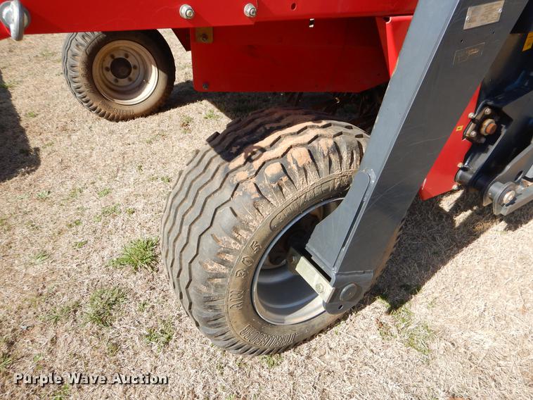 image for item EJ9819 2013 Vicon EXTRA832TPRO mower conditioner