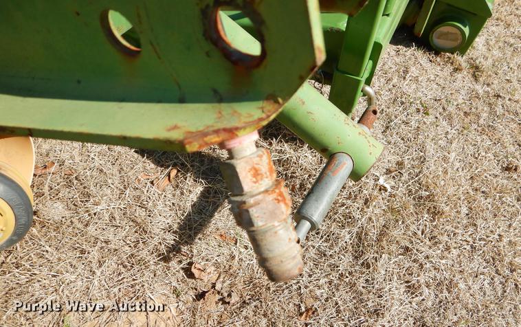 image for item EJ9820 2006 Krone AM323S disc mower