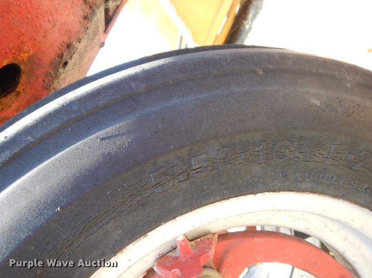 image for item EJ9823 McCormick Farmall tractor