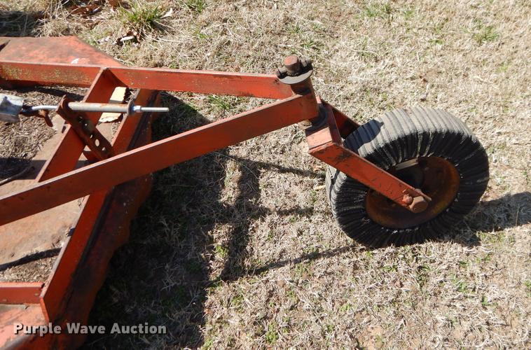 image for item EJ9823 McCormick Farmall tractor