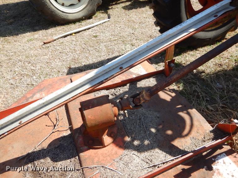 image for item EJ9823 McCormick Farmall tractor