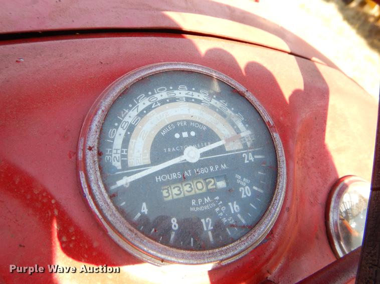 image for item EJ9825 Massey-Ferguson 35 tractor