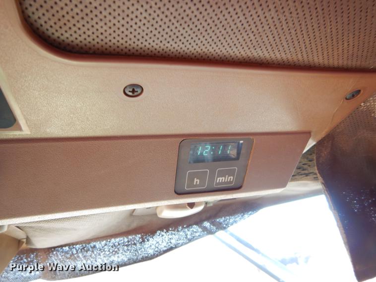 image for item EJ9832 1983 John Deere 8450 4WD tractor