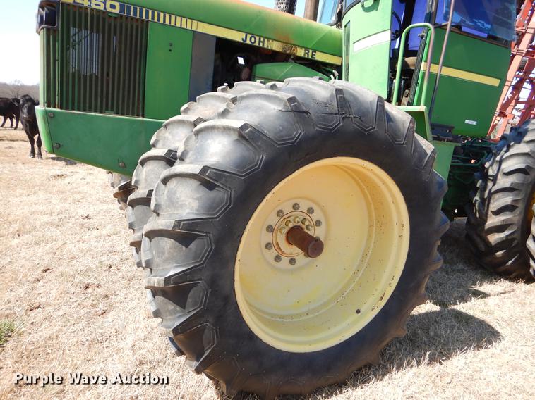 image for item EJ9832 1983 John Deere 8450 4WD tractor