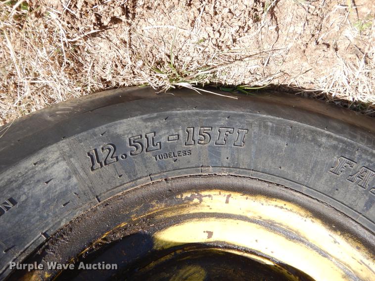 image for item EJ9833 Sunflower 6432-36 disk