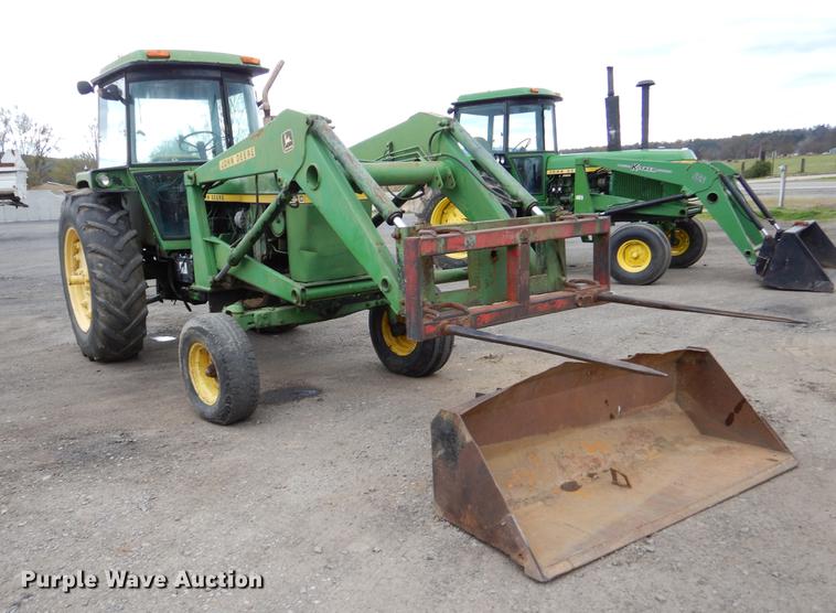 image for item EJ9838 1974 John Deere 4230 tractor