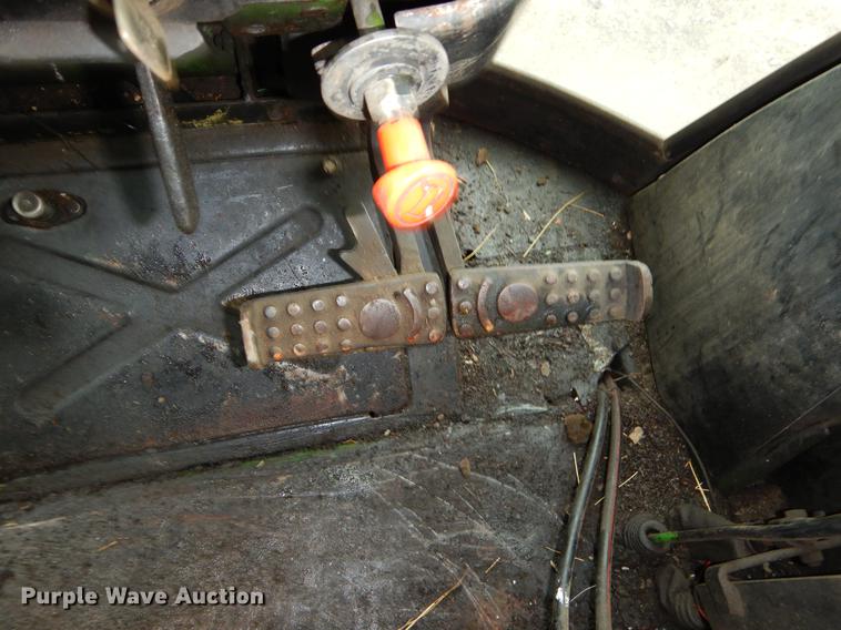 image for item EJ9838 1974 John Deere 4230 tractor