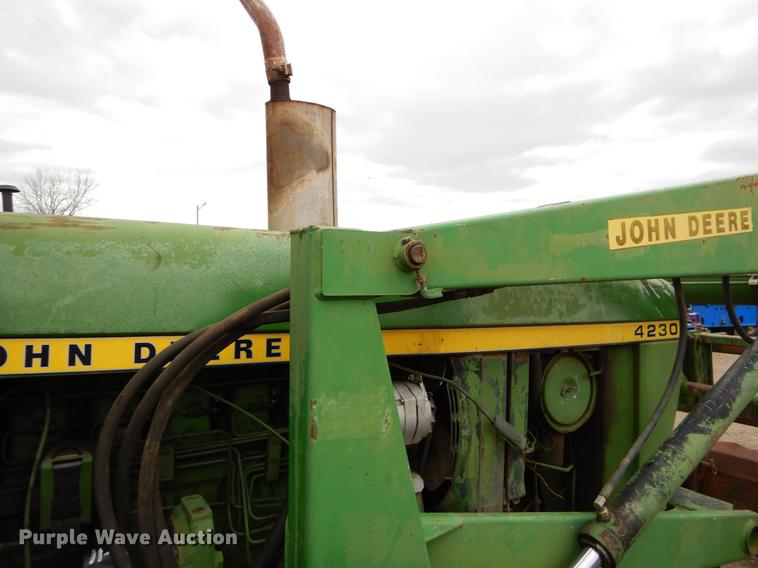 image for item EJ9838 1974 John Deere 4230 tractor