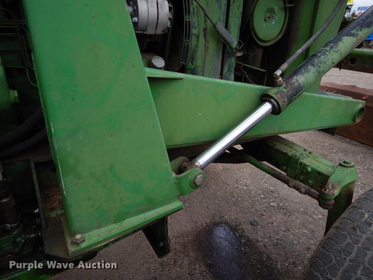 image for item EJ9838 1974 John Deere 4230 tractor