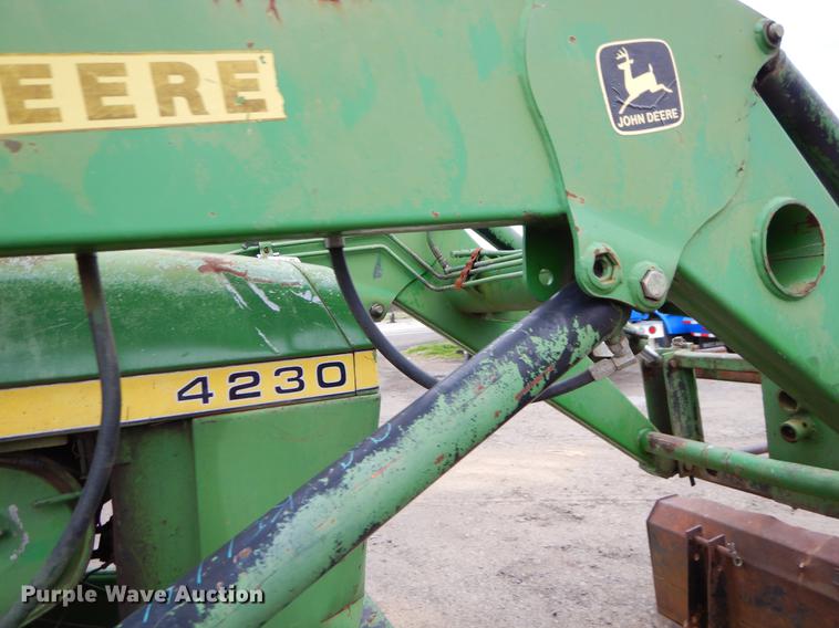 image for item EJ9838 1974 John Deere 4230 tractor