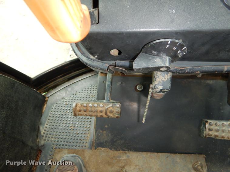 image for item EJ9839 1973 John Deere 4430 tractor