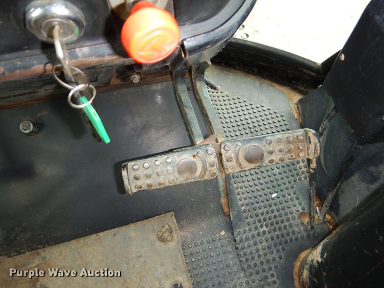 image for item EJ9839 1973 John Deere 4430 tractor