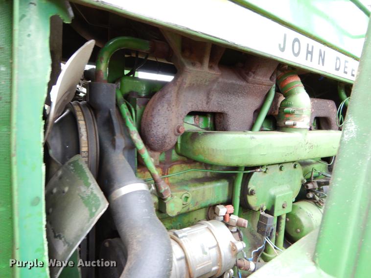 image for item EJ9839 1973 John Deere 4430 tractor