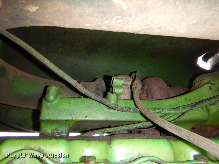 image for item EJ9839 1973 John Deere 4430 tractor