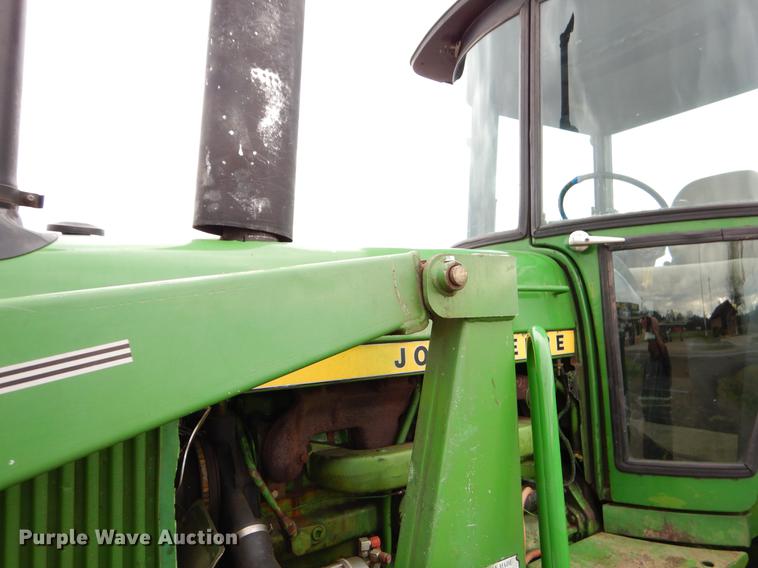image for item EJ9839 1973 John Deere 4430 tractor
