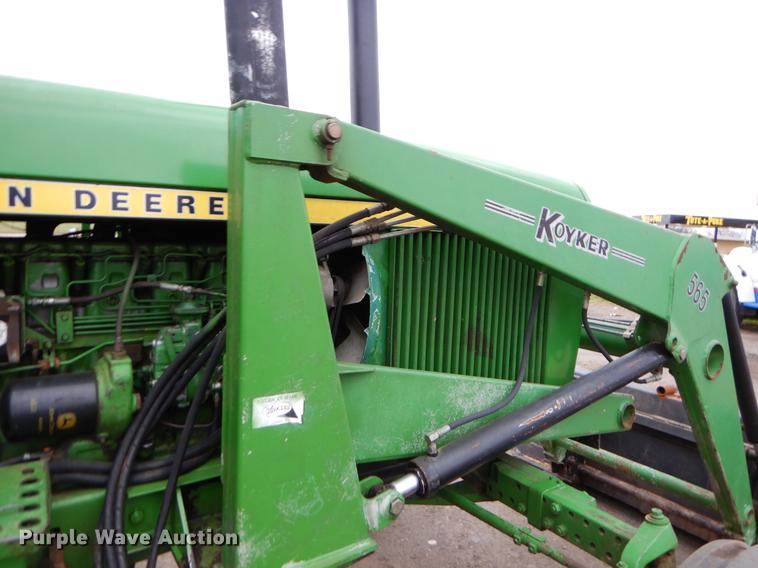 image for item EJ9839 1973 John Deere 4430 tractor