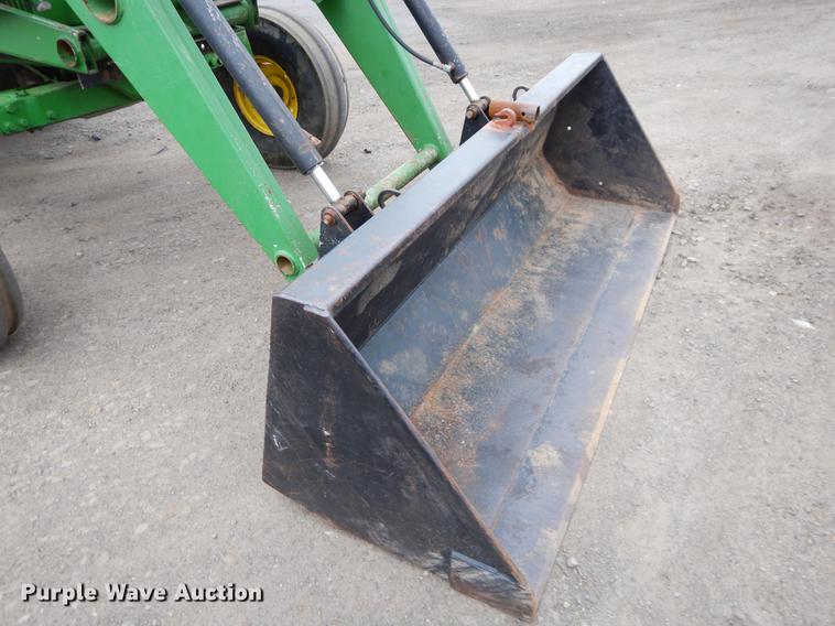 image for item EJ9839 1973 John Deere 4430 tractor