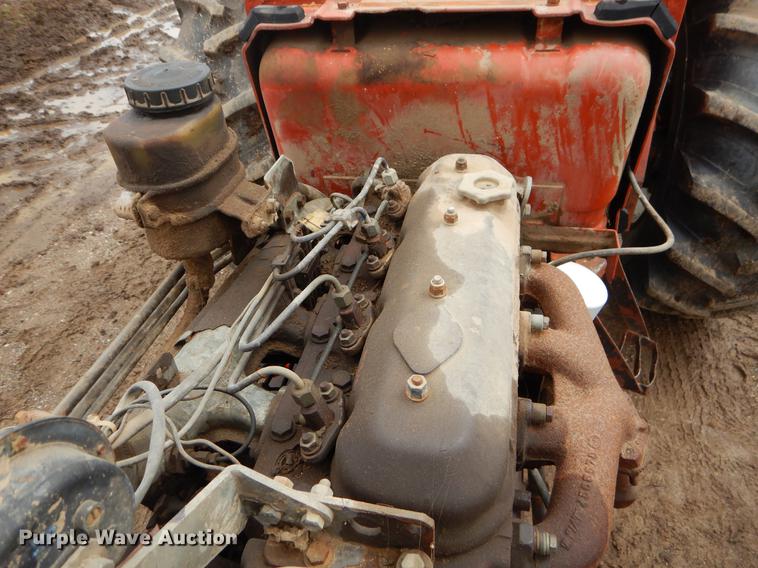 image for item EJ9893 Hesston 70-66 tractor